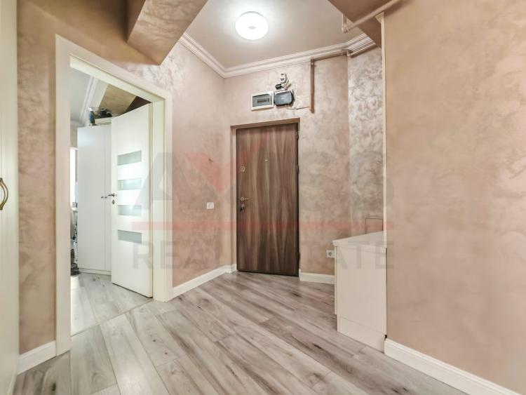 Apartament cu 2 camere decomandat, mobilat în Faleza Nord