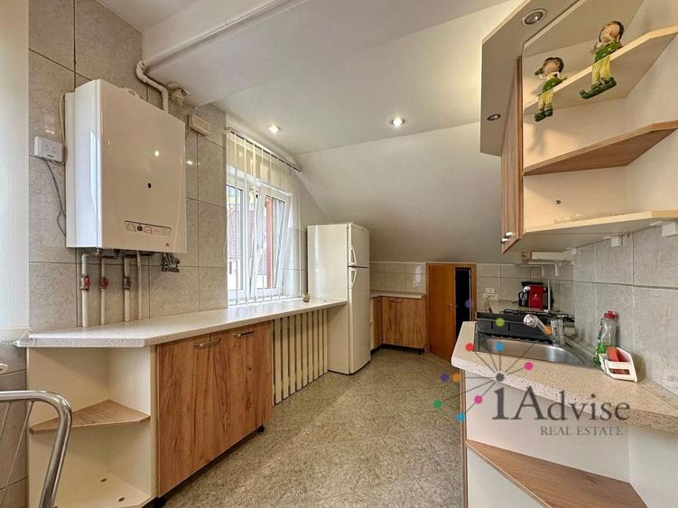 Apartament cu 3 camere decomandat în Central
