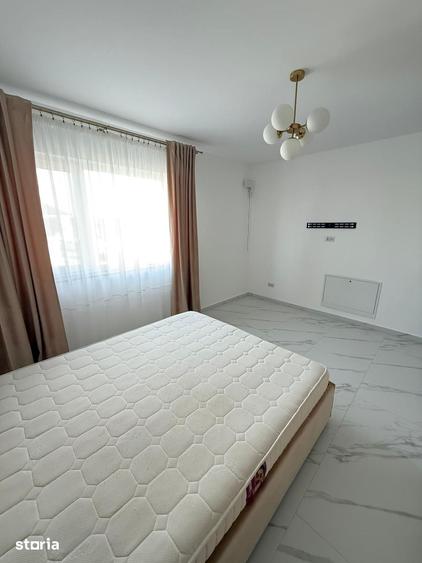 Casă cu 3 camere cu Teren 100 Mp în Ipotești