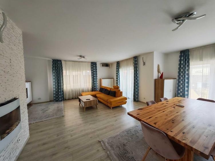 Casă cu 4 camere cu Teren 475 Mp în Central