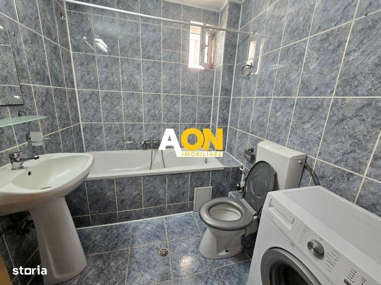 Apartament cu 4 camere decomandat, mobilat în Cetate