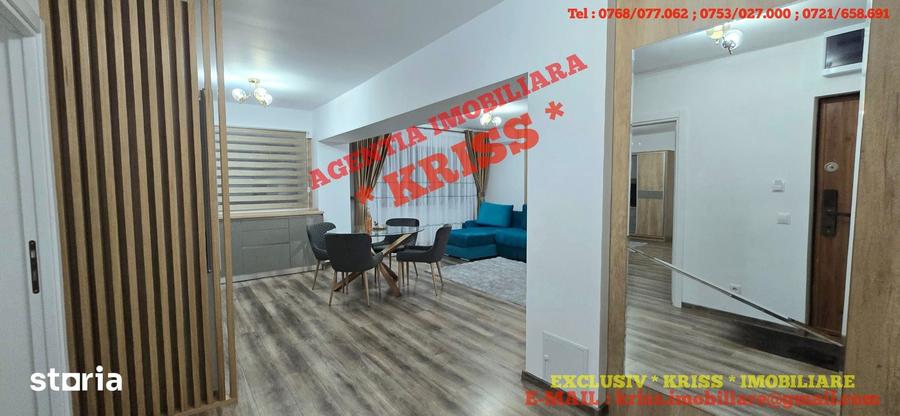 Apartament cu 4 camere decomandat în Central