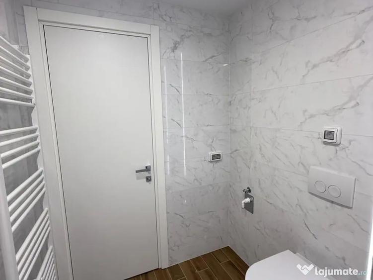Apartament cu 2 camere semidecomandat în Aviației