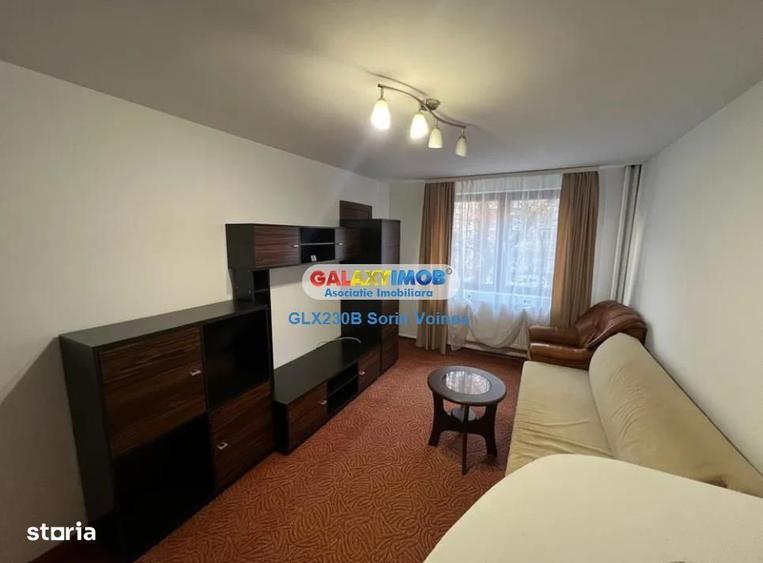 Apartament cu 3 camere decomandat, mobilat în Tei