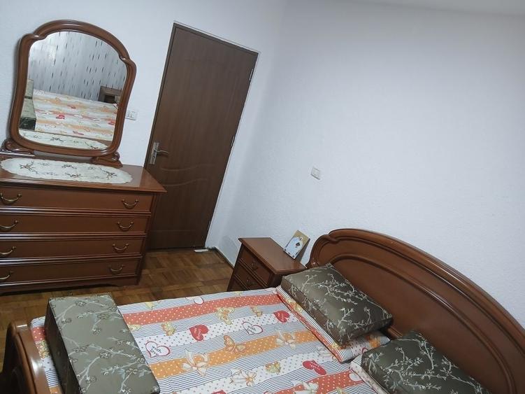 Apartament cu 2 camere semidecomandat în Craiovei