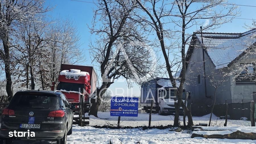 Teren de 3047 mp, în Central
