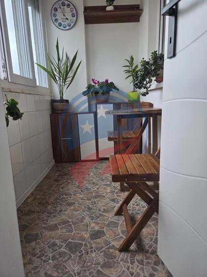 Apartament cu 2 camere decomandat în Calea București