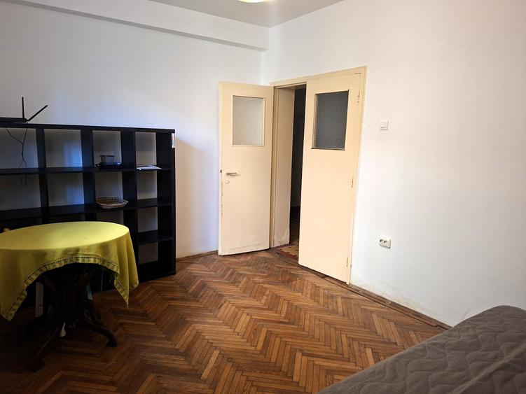 Apartament cu 2 camere decomandat în Cotroceni