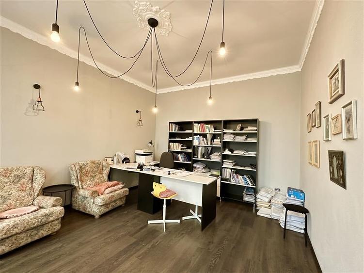 Apartament cu 2 camere semidecomandat în 3 Insule