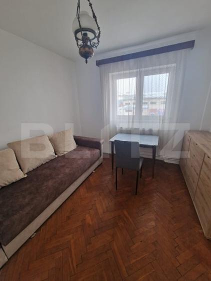 Apartament cu 3 camere decomandat, mobilat în Sud-Est