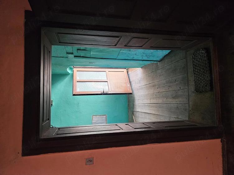Casă cu 2 camere cu Teren 1377 Mp în Cloașterf