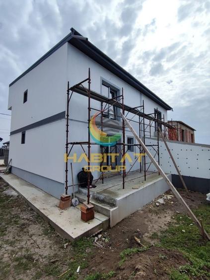 Duplex cu 3 camere cu Canalizare în Berceni