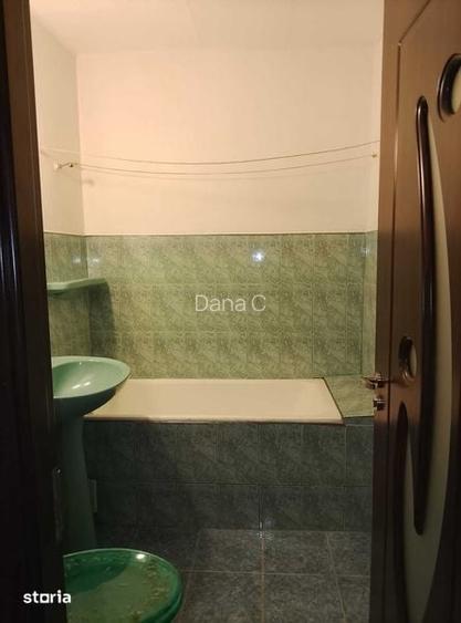 PROPRIETAR, ofer garsoniera spre inchiriere