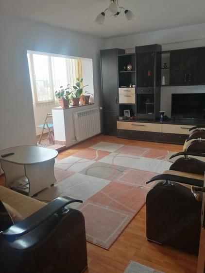 Apartament cu 2 camere decomandat în Exterior Vest