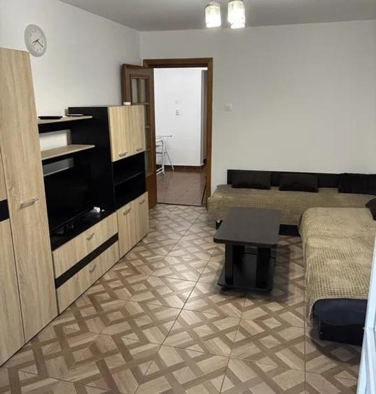 Apartament cu 2 camere decomandat în Colentina