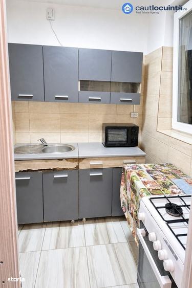 Apartament cu 4 camere decomandat în Pantelimon