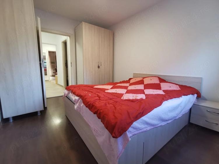 Apartament cu 4 camere decomandat în Complex Studențesc
