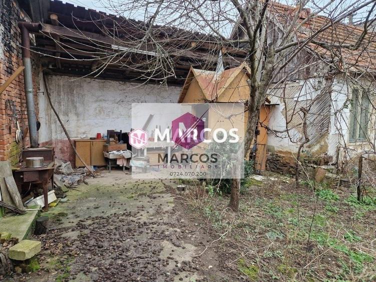 Casă individuală cu 3 camere cu Canalizare în Goruia