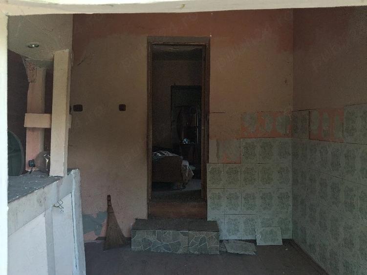 Casă cu 6 camere cu Teren 1150 Mp în Vintileanca