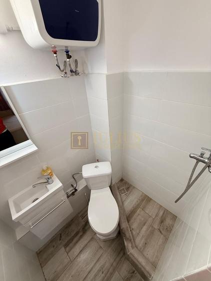 Garsonieră decomandată, mobilată în Dâmbovița