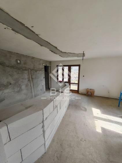 Casă individuală cu 4 camere cu Canalizare în Central