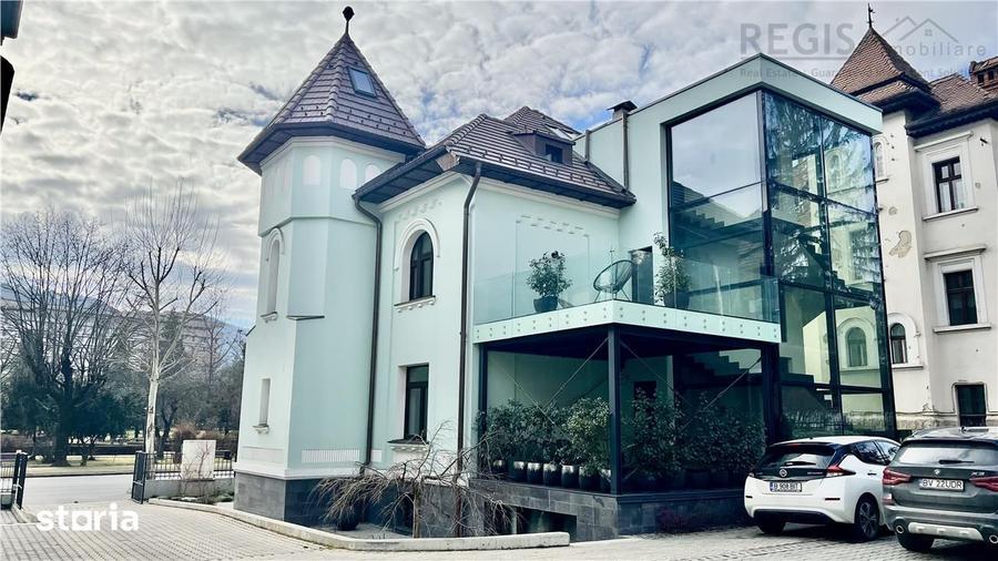 Spațiu comercial, de 438 mp, în Centrul Istoric