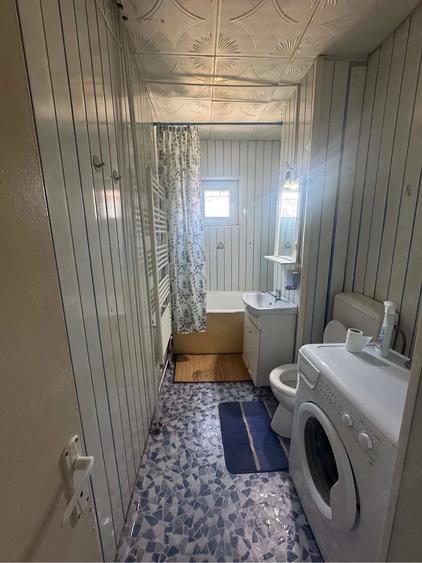 Garsonieră decomandată în Blașcovici