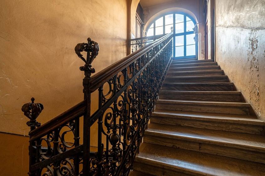 Apartament cu 2 camere nedecomandat, mobilat în Ultracentral