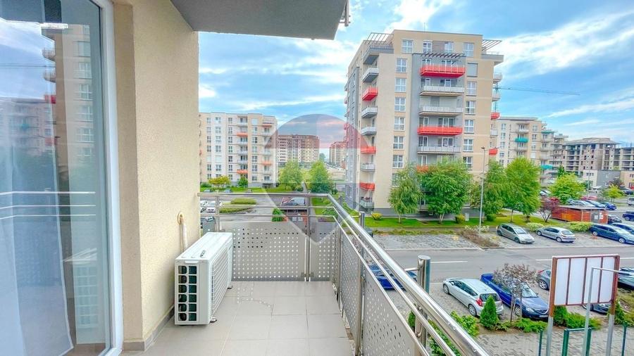 Apartament cu 2 camere decomandat, mobilat în Tractorul
