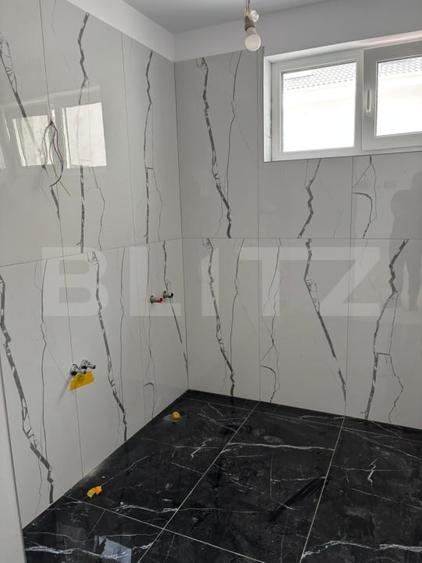 Garsonieră decomandată în Lipovei
