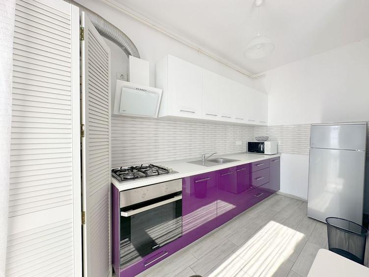 Apartament cu 2 camere decomandat, mobilat în Dumbrăvița