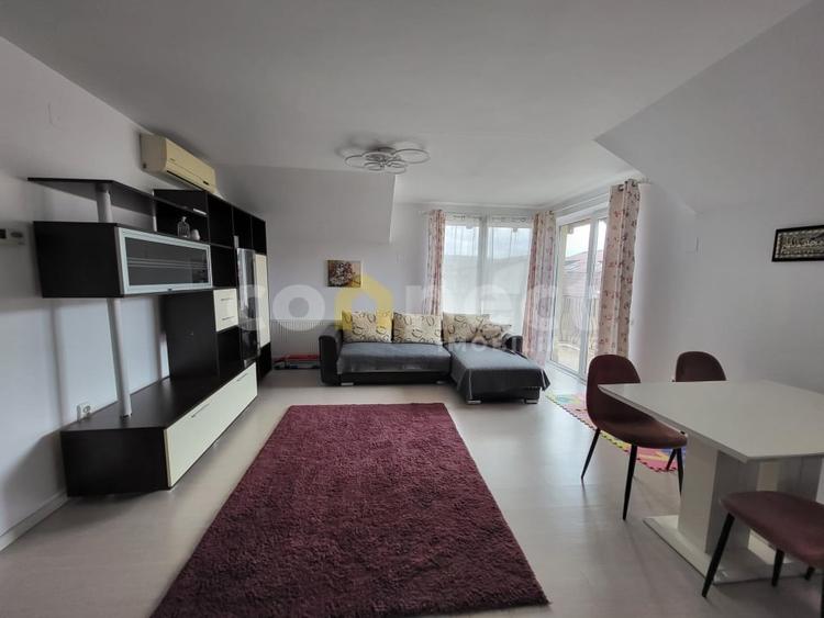 Apartament cu 2 camere semidecomandat, mobilat în Florești