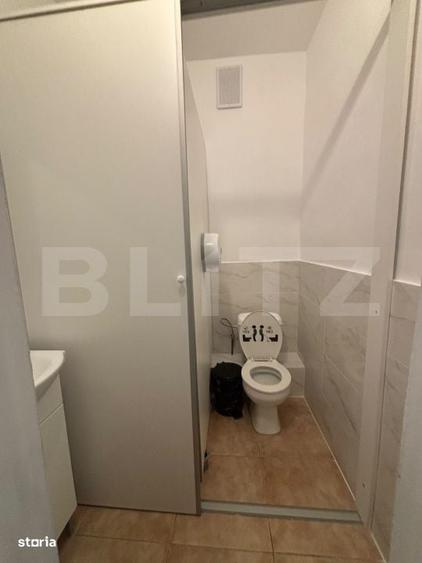 Spațiu comercial, de 90 mp, în Micro 12