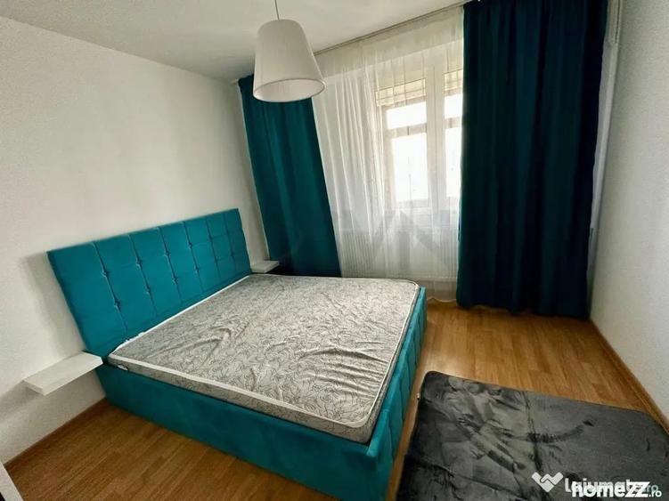 Apartament cu 3 camere decomandat în Tineretului