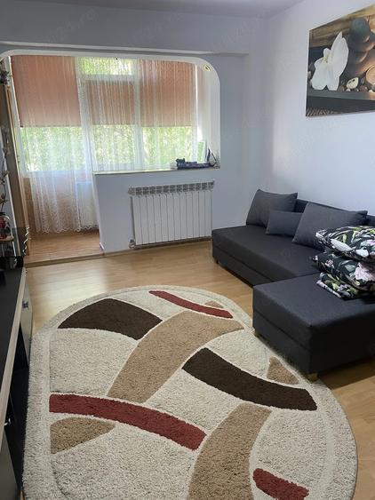 Apartament cu 2 camere decomandat în Obor