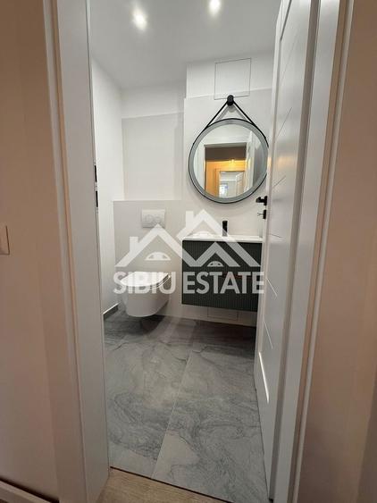 Apartament cu 3 camere decomandat în Ștrand