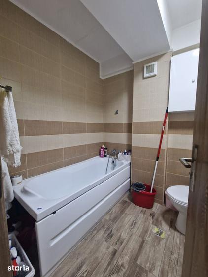 Apartament cu 3 camere decomandat în Nord