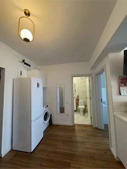 Apartament cu 2 camere semidecomandat, mobilat în Tomis Plus