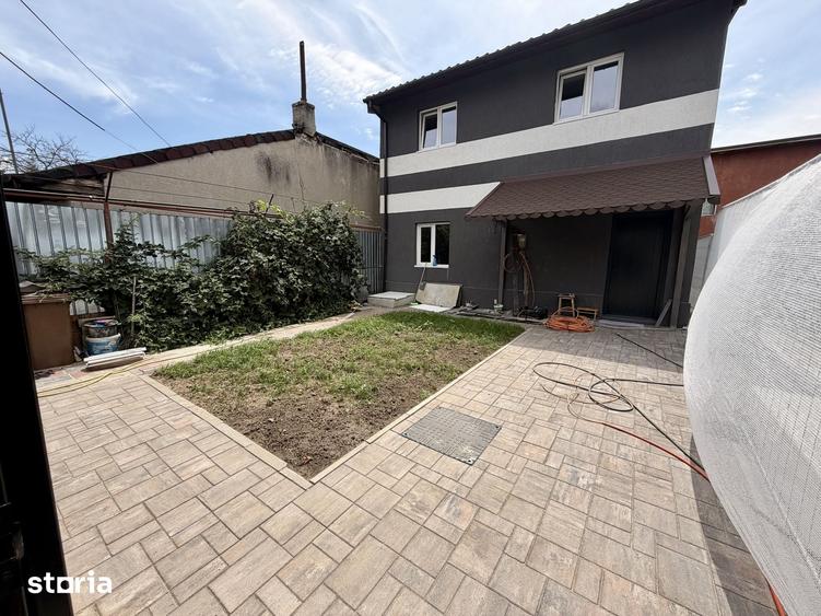 Casă cu 3 camere cu Teren 110 Mp în Apărătorii Patriei
