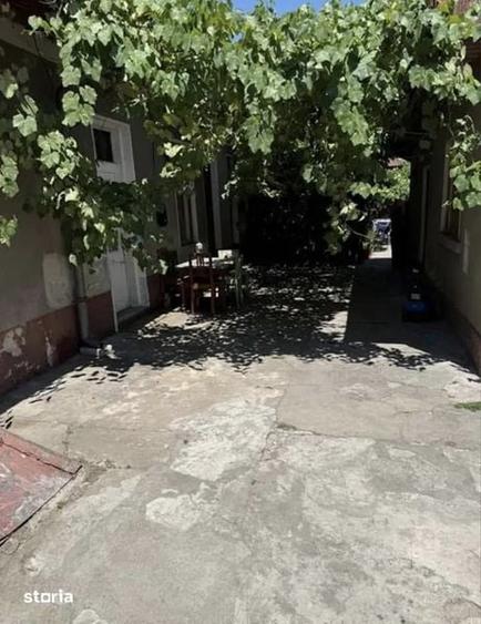 Casă cu 4 camere cu Teren 227 Mp în Traian