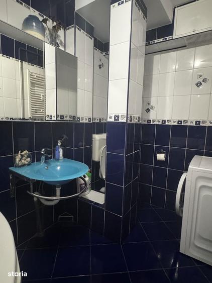 Apartament cu 2 camere decomandat în Vitan