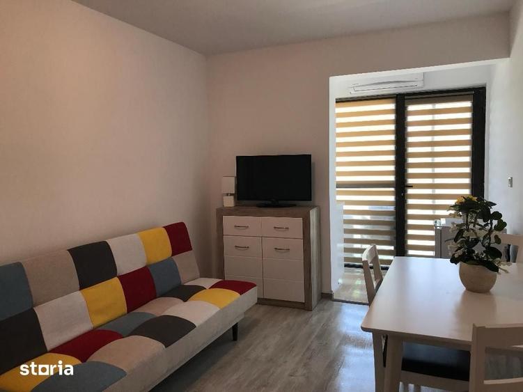 Apartament cu 2 camere semidecomandat în Central
