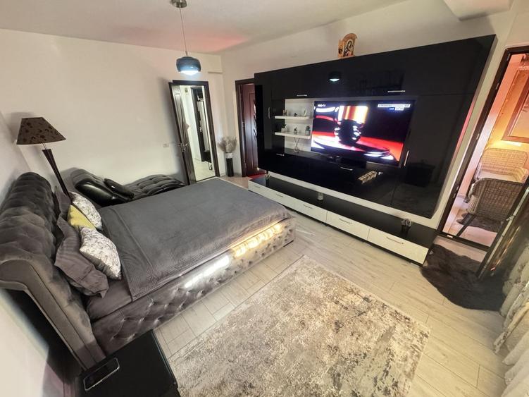 Apartament cu 2 camere decomandat, mobilat în Km 5