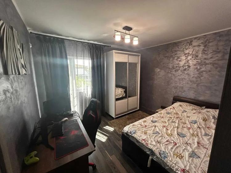 Duplex cu 4 camere cu Canalizare în Popas Păcurari