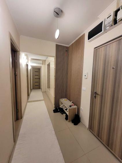 Apartament cu 3 camere decomandat în Tomis III