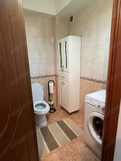 Apartament cu 2 camere semidecomandat în Buziașului