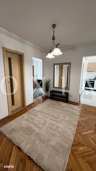 Apartament cu 4 camere decomandat în Girocului