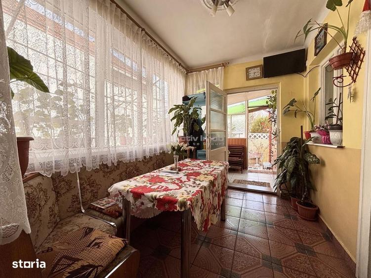 Casă cu 3 camere cu Teren 500 Mp în Central