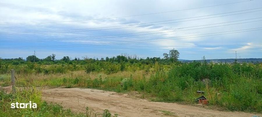 Teren de 2240 mp, în Central