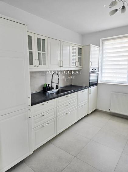 Casă cu 4 camere cu Teren 250 Mp în Corbeanca